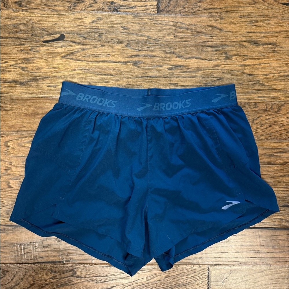 Brooks Navy Chaser 3" Shorts